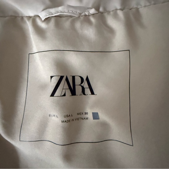 Zara Beige Puffer Vest - Picture 7 of 8